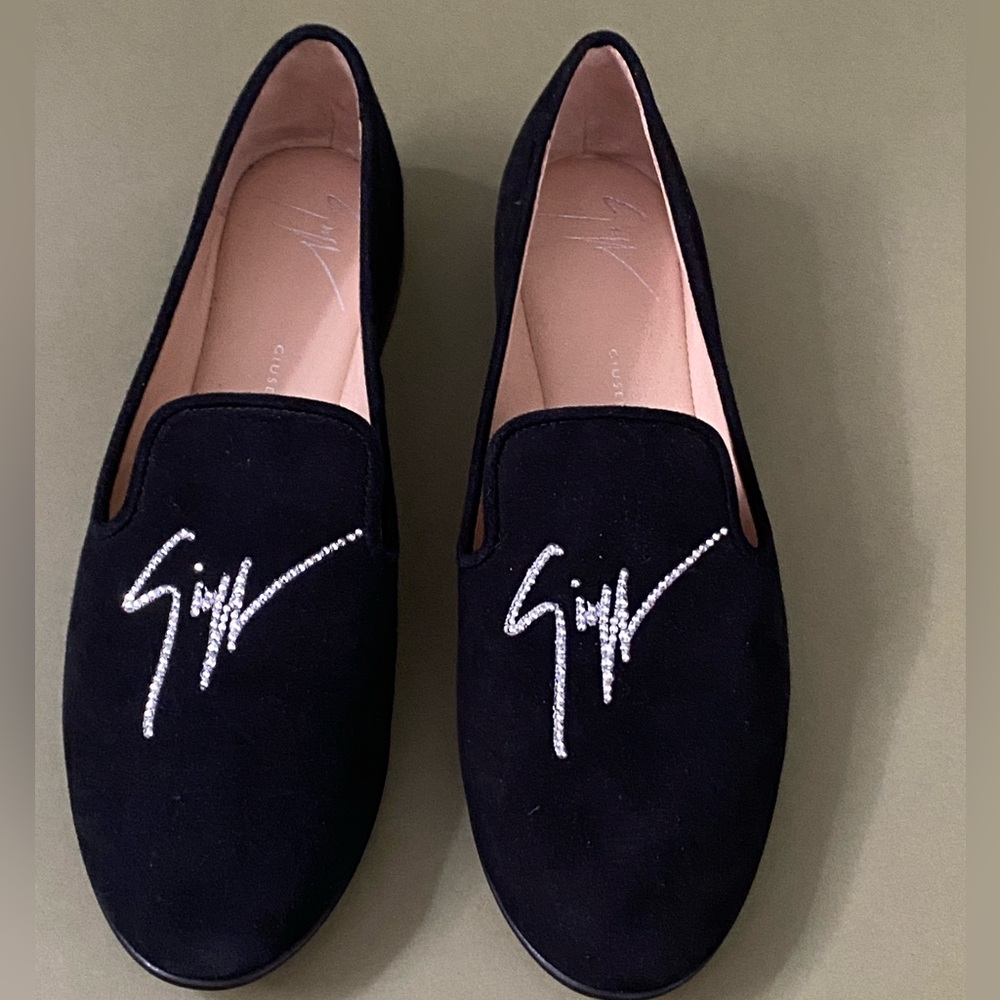 Giuseppe Zannoti black loafers with Christal logo